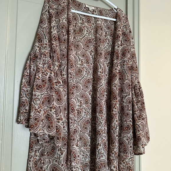 Umgee boho paisley bell sleeve kimono - Picture 2 of 3